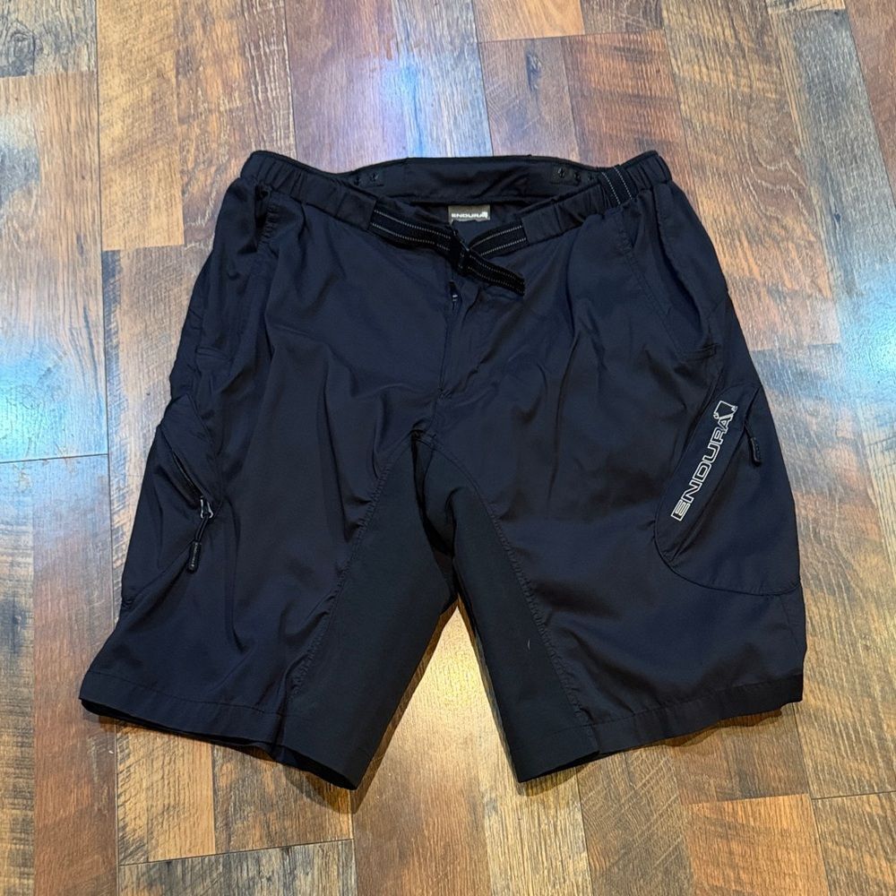 Black Outdoor Men's Shorts XL (500)